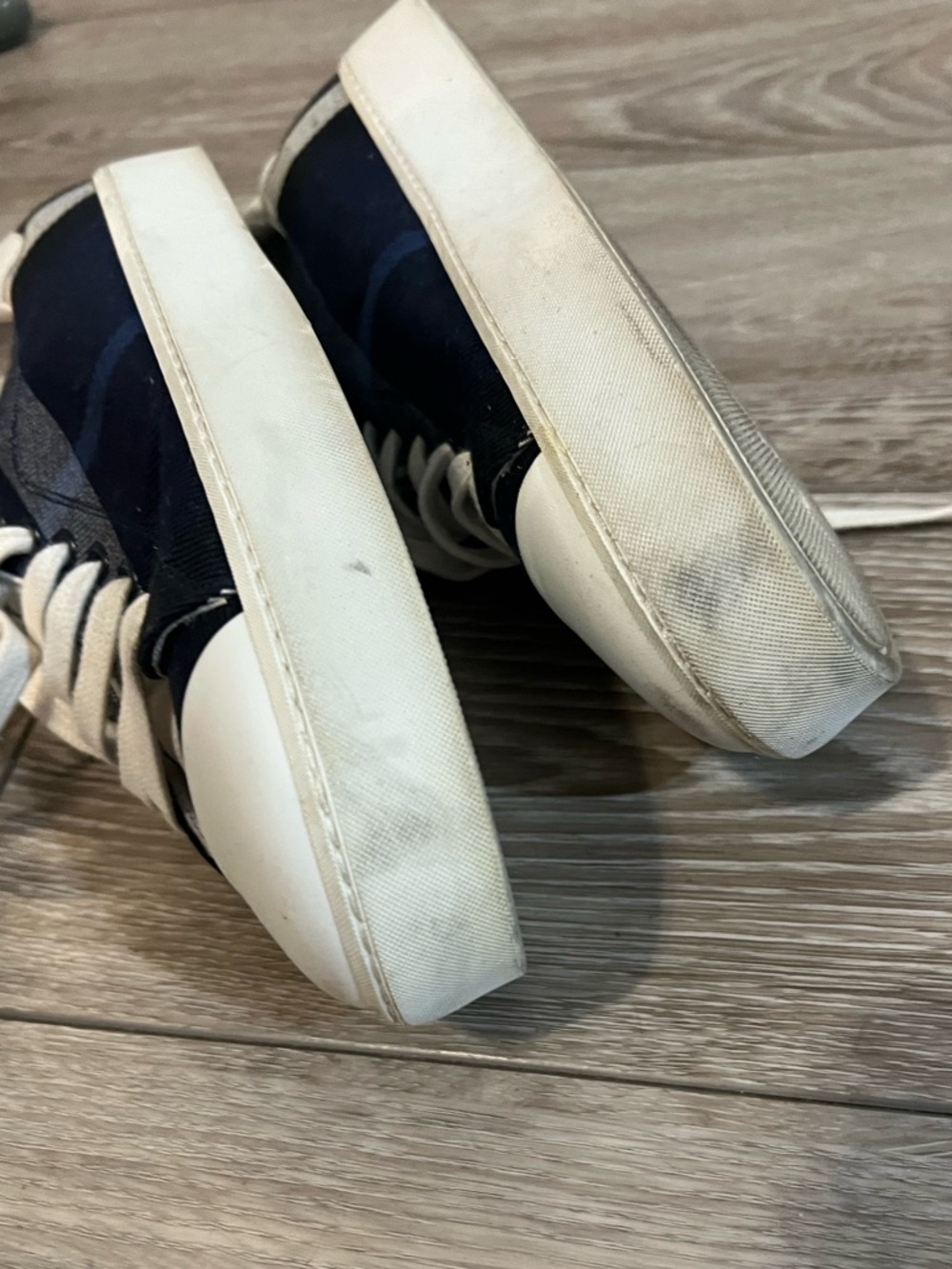 Burberry Women's Plaid Low-Top Sneakers in Navy and White 37.5 - Picture 9 of 9